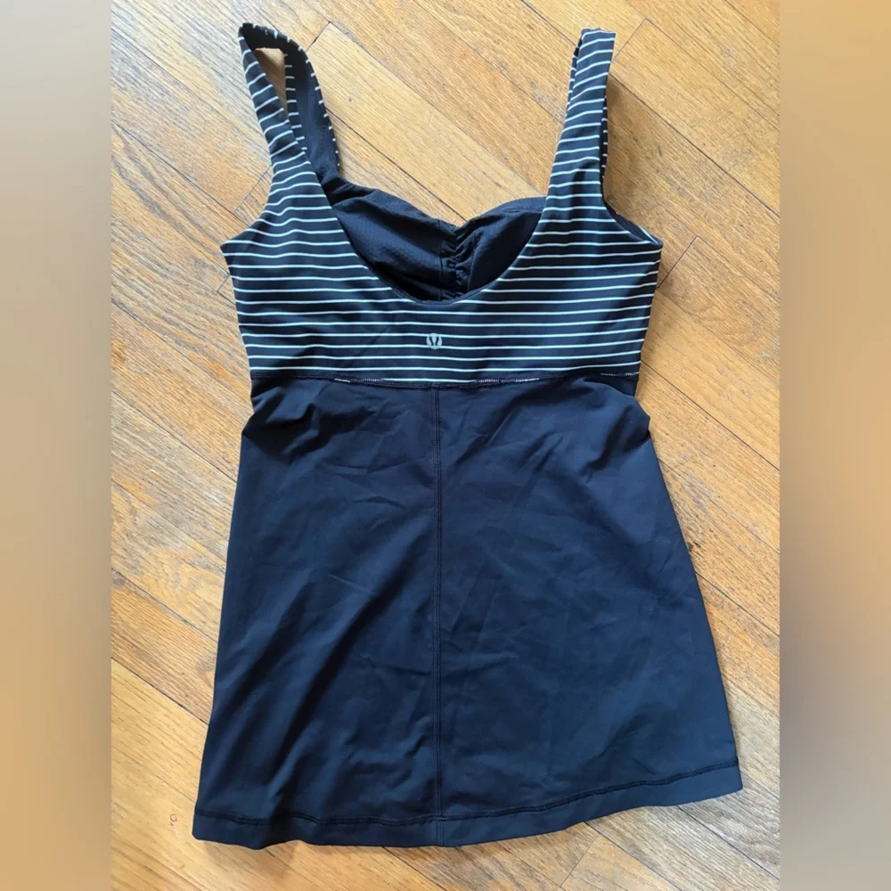 Lululemon Aria II - Picture 3 of 6